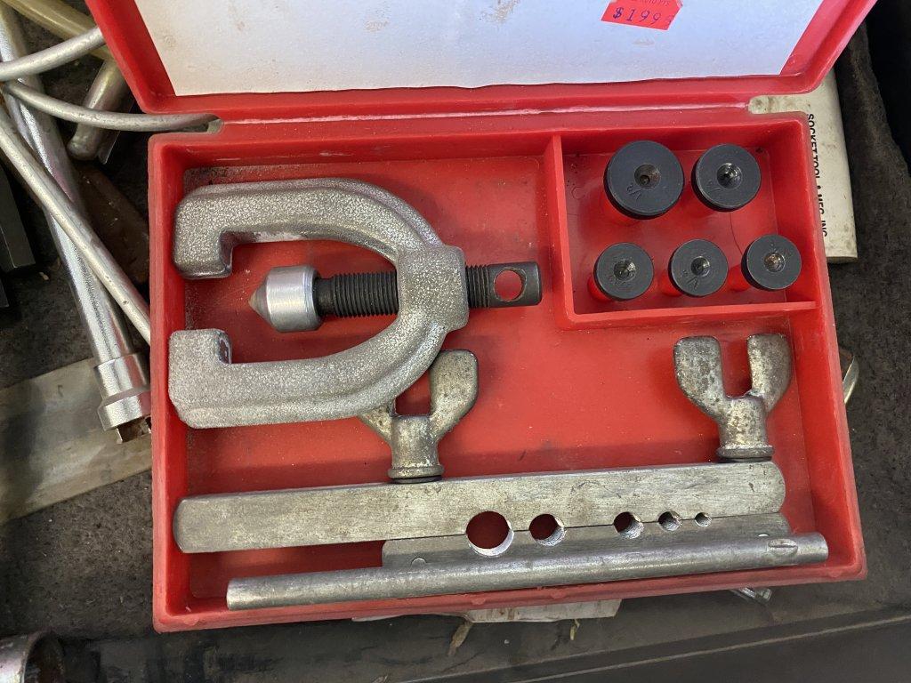 CRAFTSMAN TOOL BOXES (2), WITH ASSORTED TOOLS