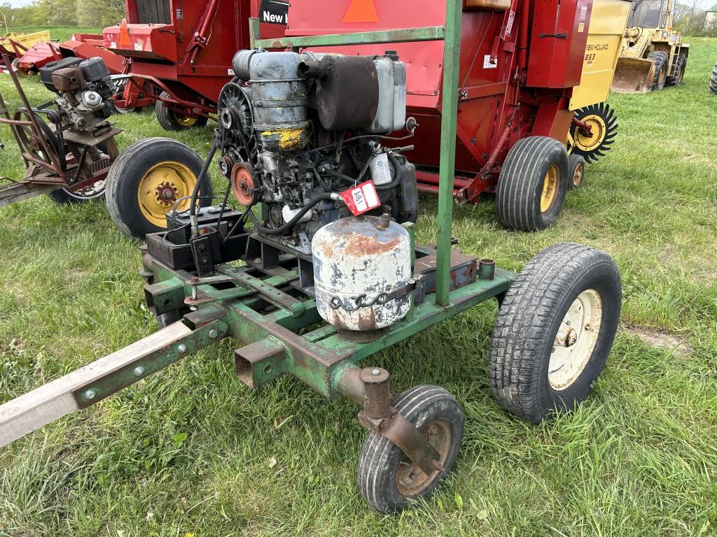 4-WHEEL FORE CART, 2-CYLINDER 25-HP DEUTZ DIESEL, 540 PTO, RECENTLY REBUILT MOTOR, 1-HYDRAULIC REMOT