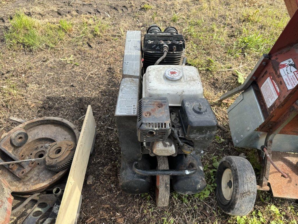 SANBORN AIR COMPRESSOR, PORTABLE, HONDA GX160 5.5HP GAS ENGINE, 135 PSI, 8-GALLON