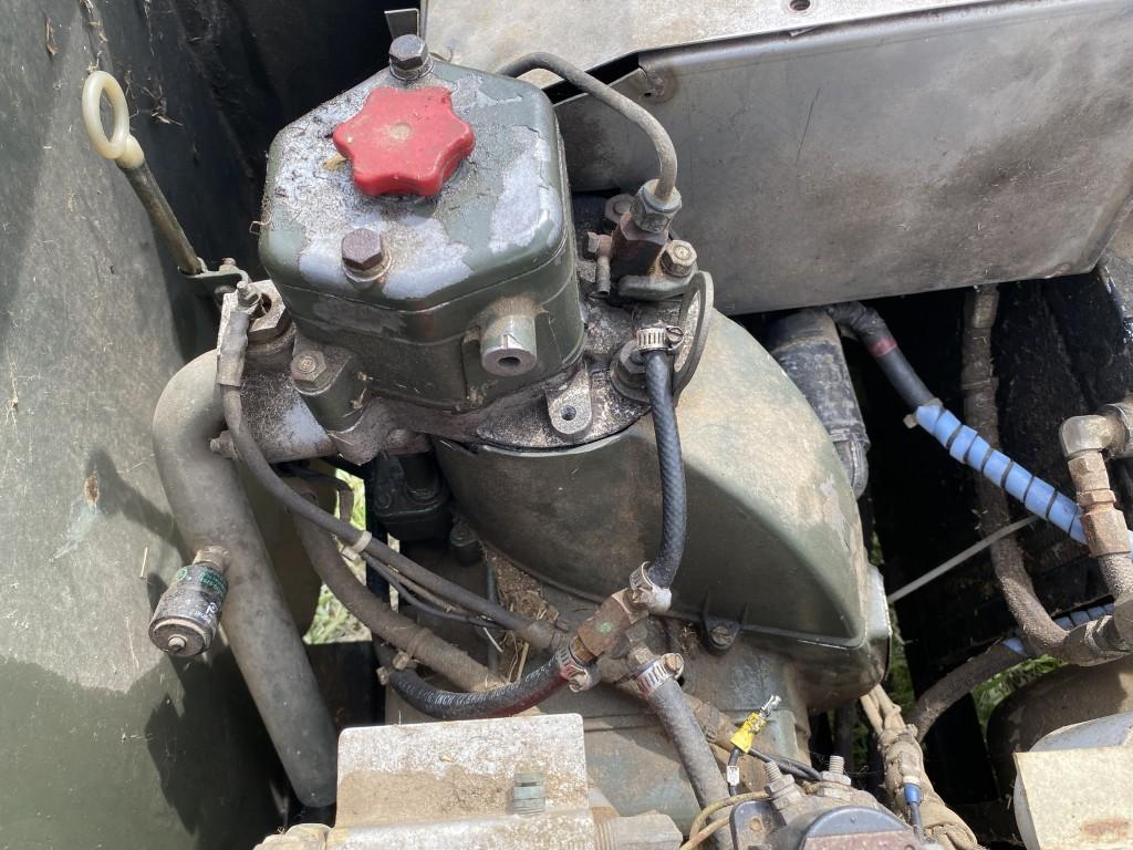 PORTABLE AIR COMPRESSOR, DEUTZ SINGLE CYLINDER ENGINE (RUNS), PINTLE HITCH