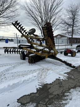 WILBECK 1848 DISC, 20' WORKING WIDTH, HAS SOME BUSTED DISCS, S/N: 4373