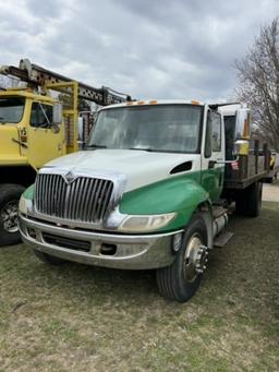 2007 IH 4300 STAKE TRUCK, DT466 DIESEL ENGINE, 6-SPEED TRANS, DUAL ARM DUMP, 16', ENGINE REPLACEMENT