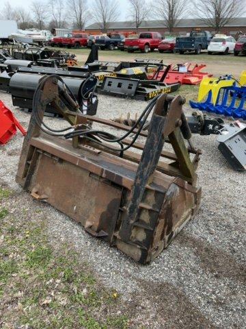 SKID STEER BUCKET WITH GRAPPLE, 72''