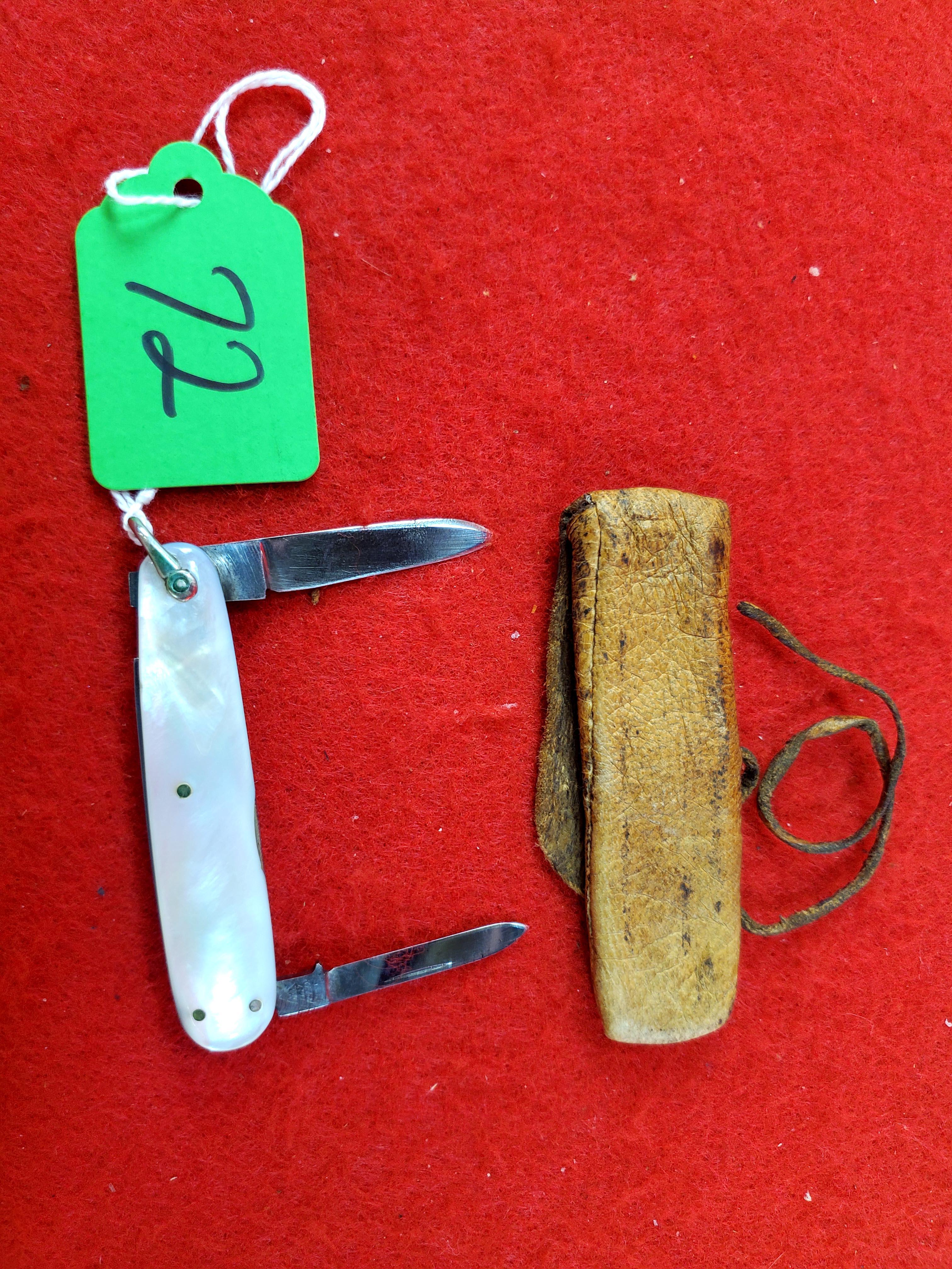 K072: Ecs Keen Kutter Mop Handles; 2 Blades; Watch Fob Pocketknife W/leather Case