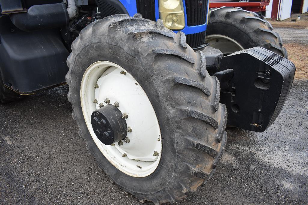 '06 NH TG215 MFWD tractor