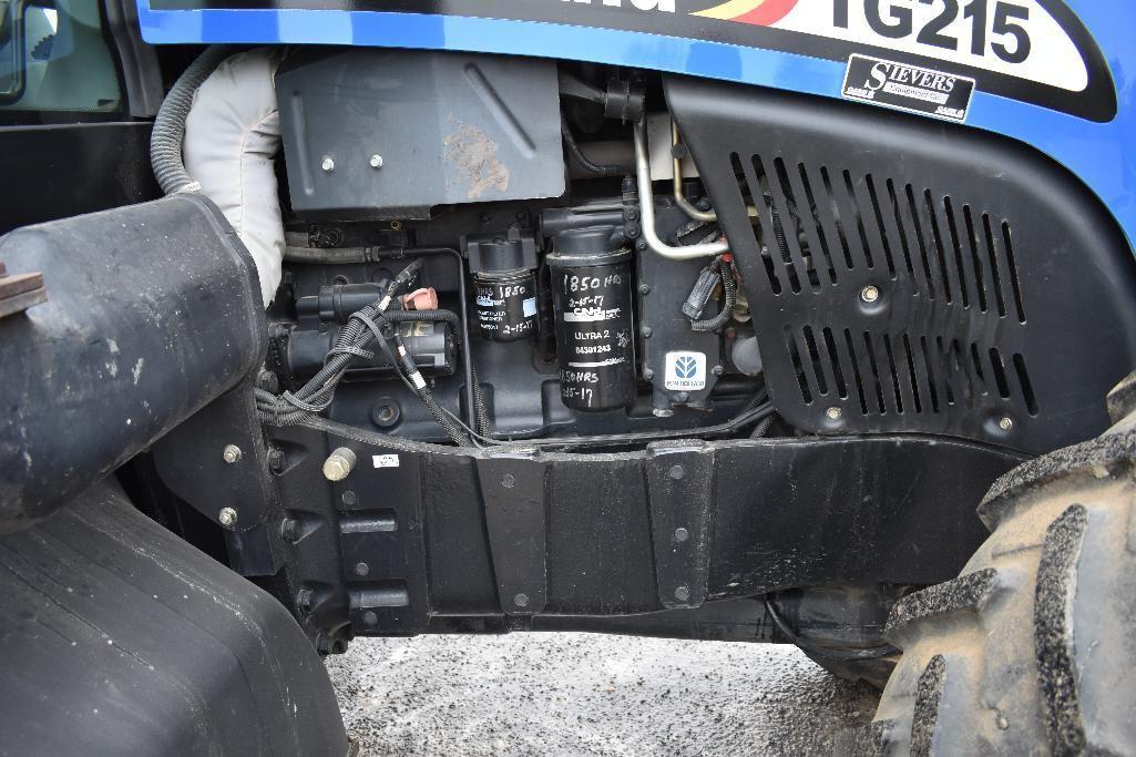 '06 NH TG215 MFWD tractor