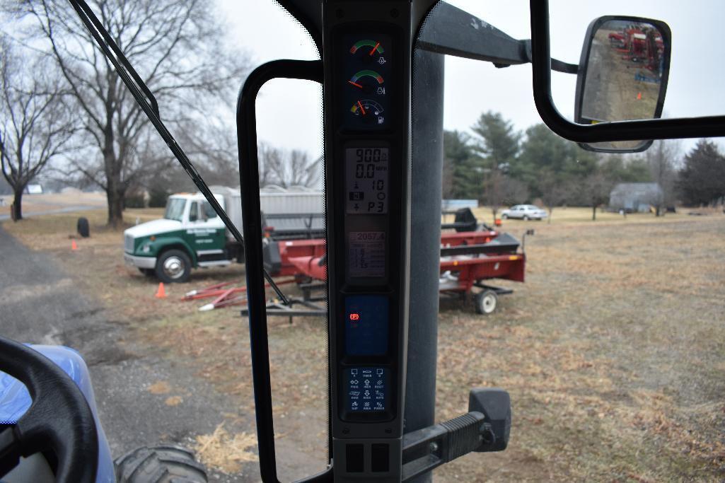 '06 NH TG215 MFWD tractor