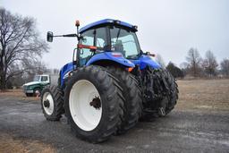 '06 NH TG215 MFWD tractor