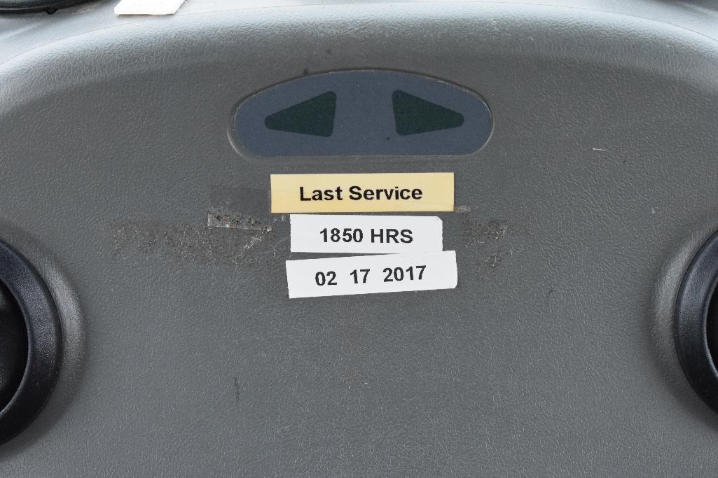 '06 NH TG215 MFWD tractor