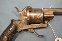 Unmarked Antique revolver.32 cal