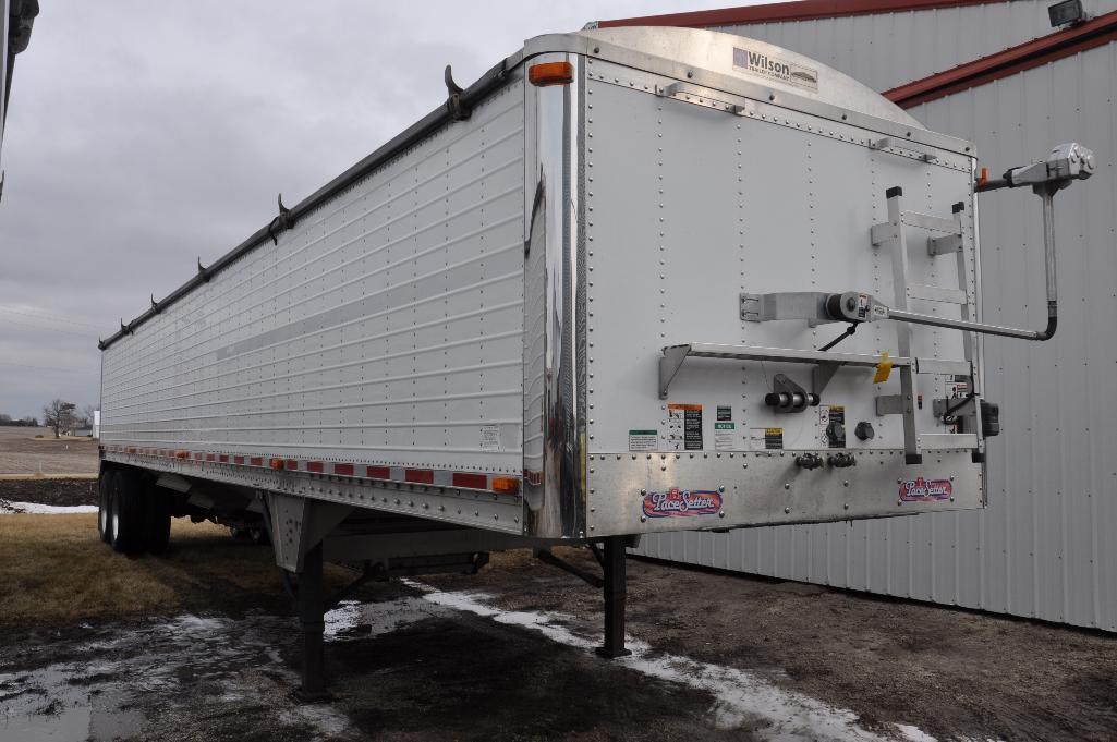 '08 Wilson DWH-500 PaceSetter 41' aluminum hopper bottom grain trailer