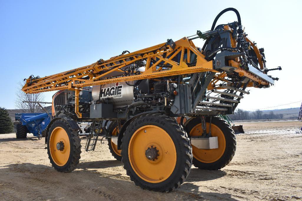 '12 Hagie STS 14 self-propelled sprayer