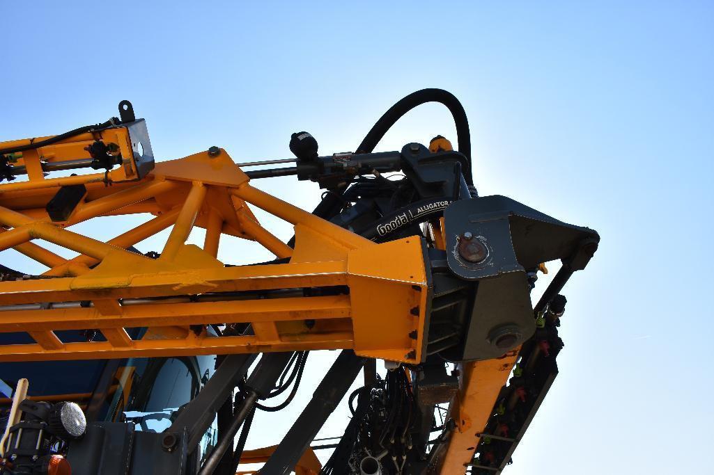 '12 Hagie STS 14 self-propelled sprayer