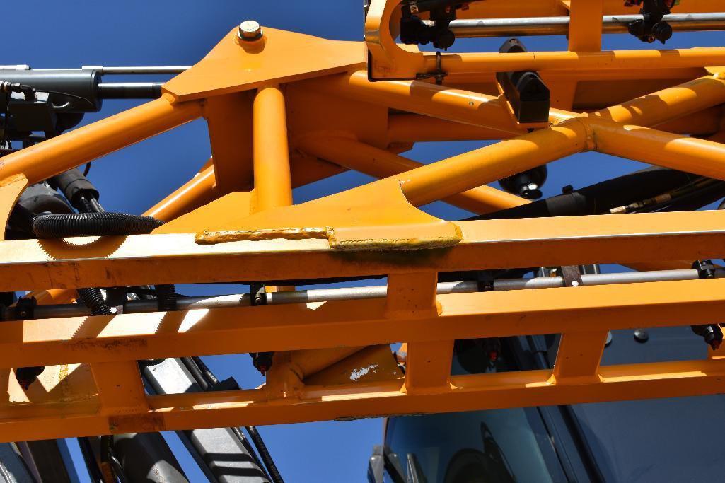 '12 Hagie STS 14 self-propelled sprayer