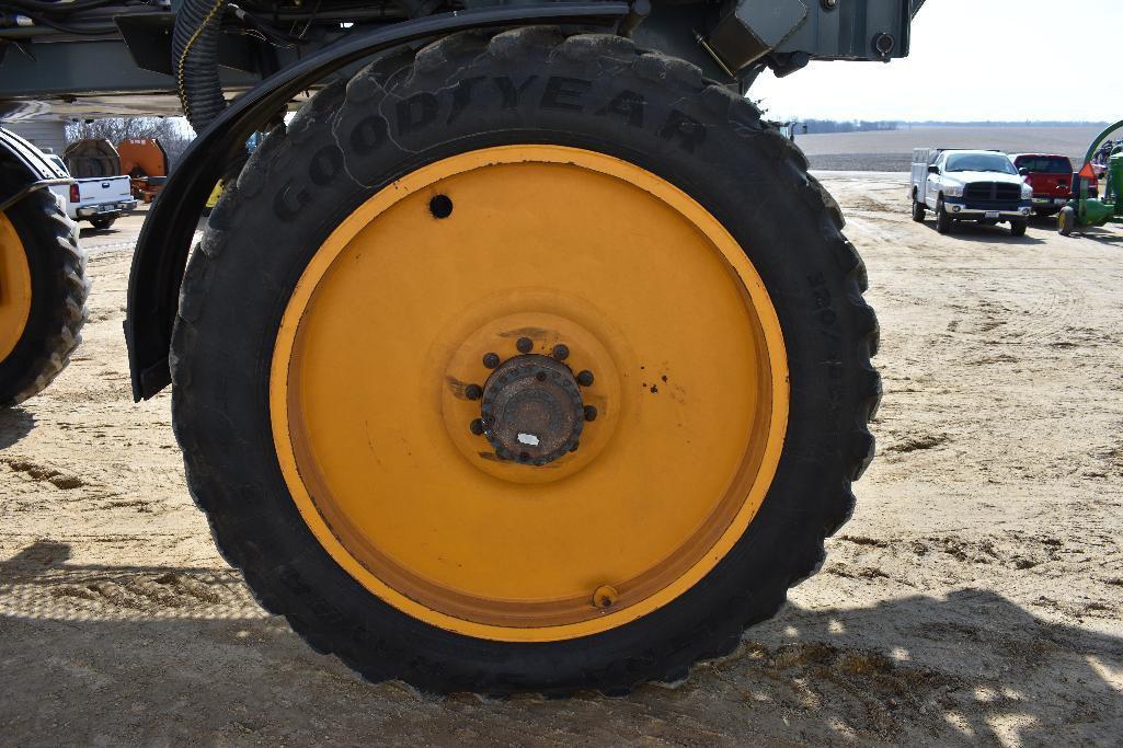 '12 Hagie STS 14 self-propelled sprayer