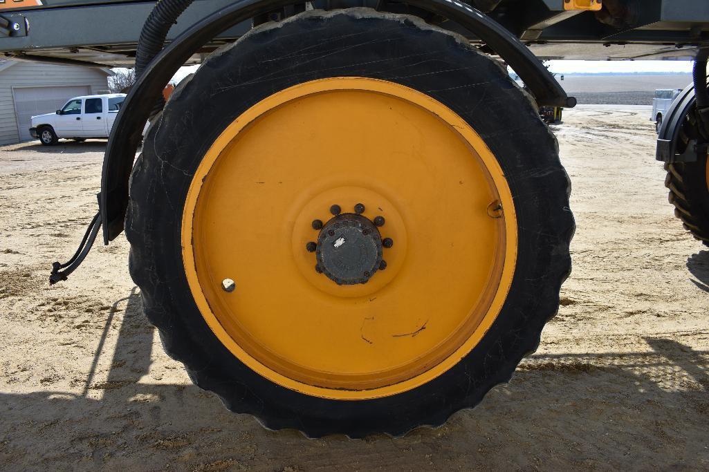 '12 Hagie STS 14 self-propelled sprayer