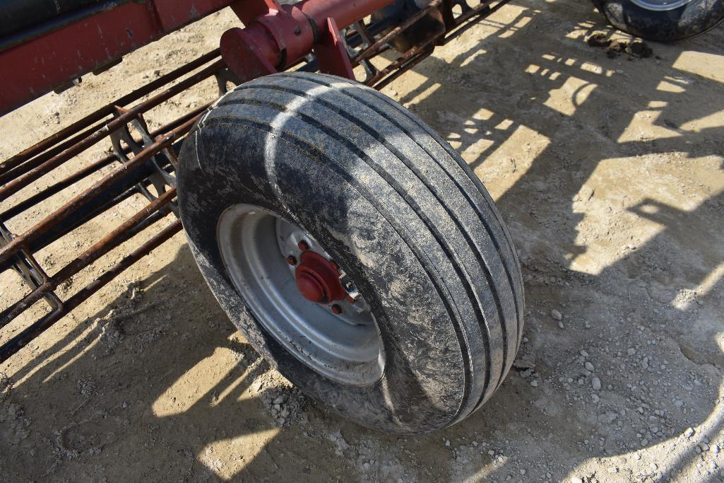 Case-IH 30' crumbler