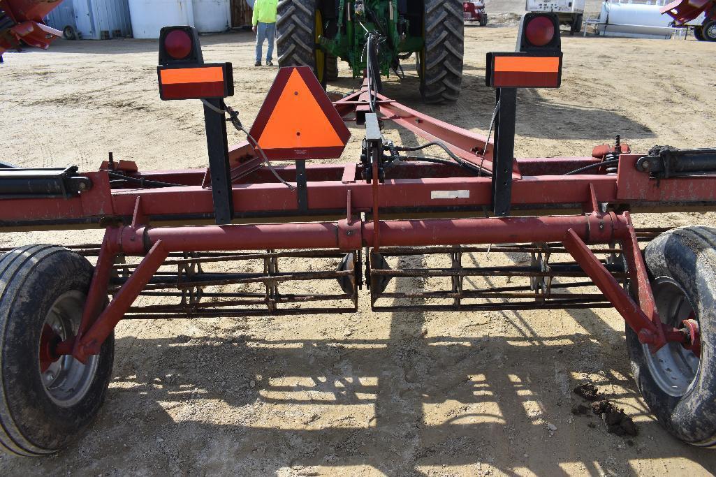 Case-IH 30' crumbler