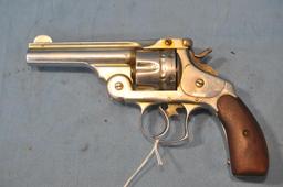 REVOLVER