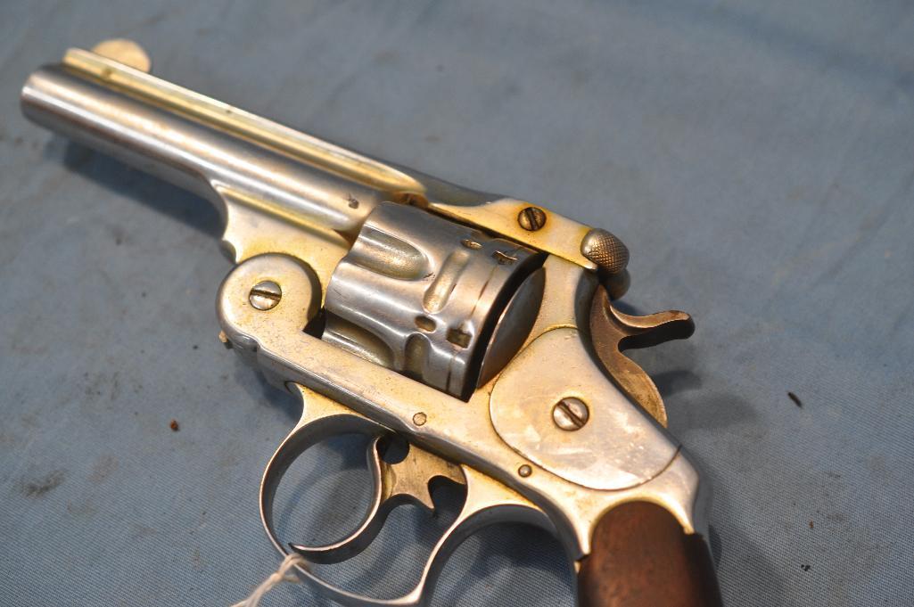 REVOLVER