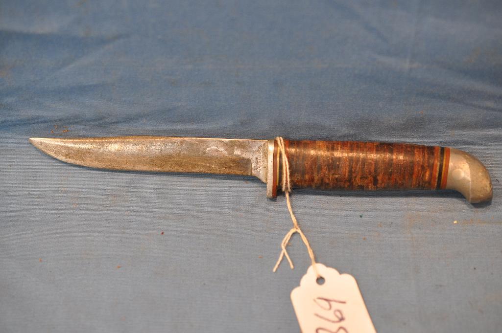 KINFOLKS KNIFE WITH CUSTOM SHEATH