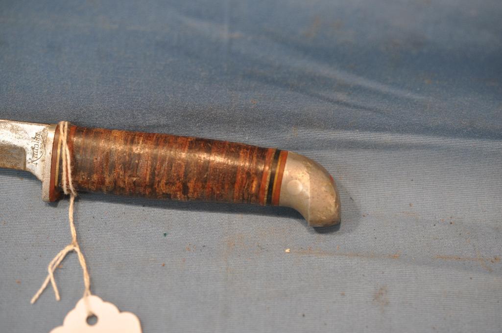 KINFOLKS KNIFE WITH CUSTOM SHEATH