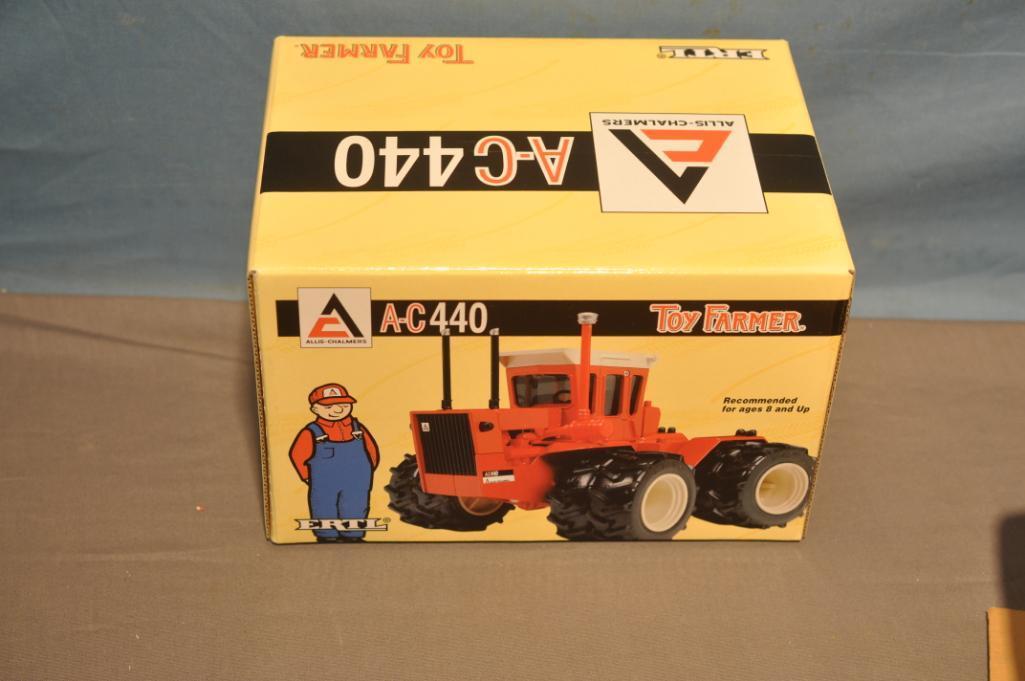 ERTL 1/32 SCALE AC 440 4WD TRACTOR, TOY FARMER