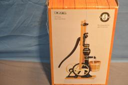 ERTL 1/7TH SCALE ANTIQUE PUMP JACK