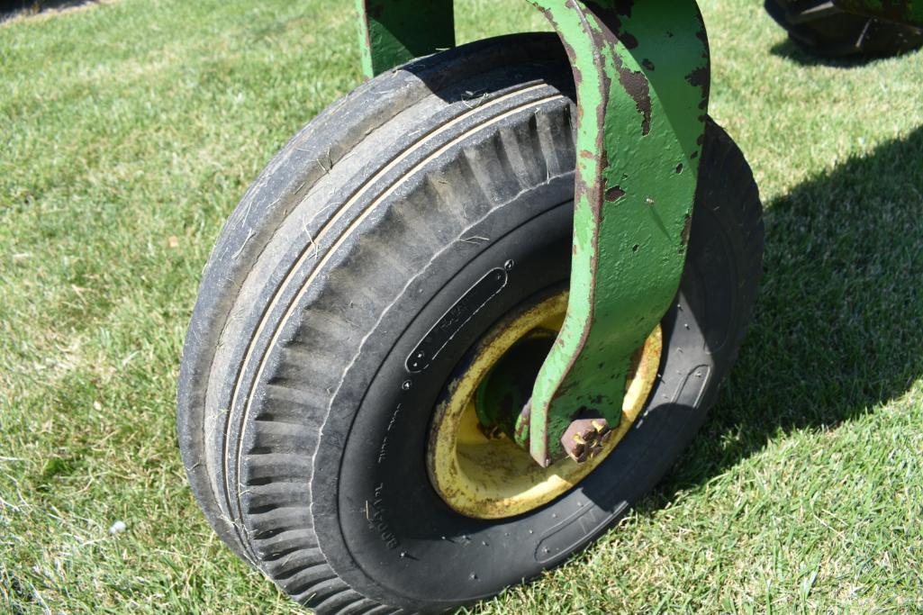 1963 John Deere 1010 2wd tractor