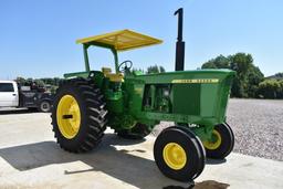 1972 John Deere 4620 2wd tractor