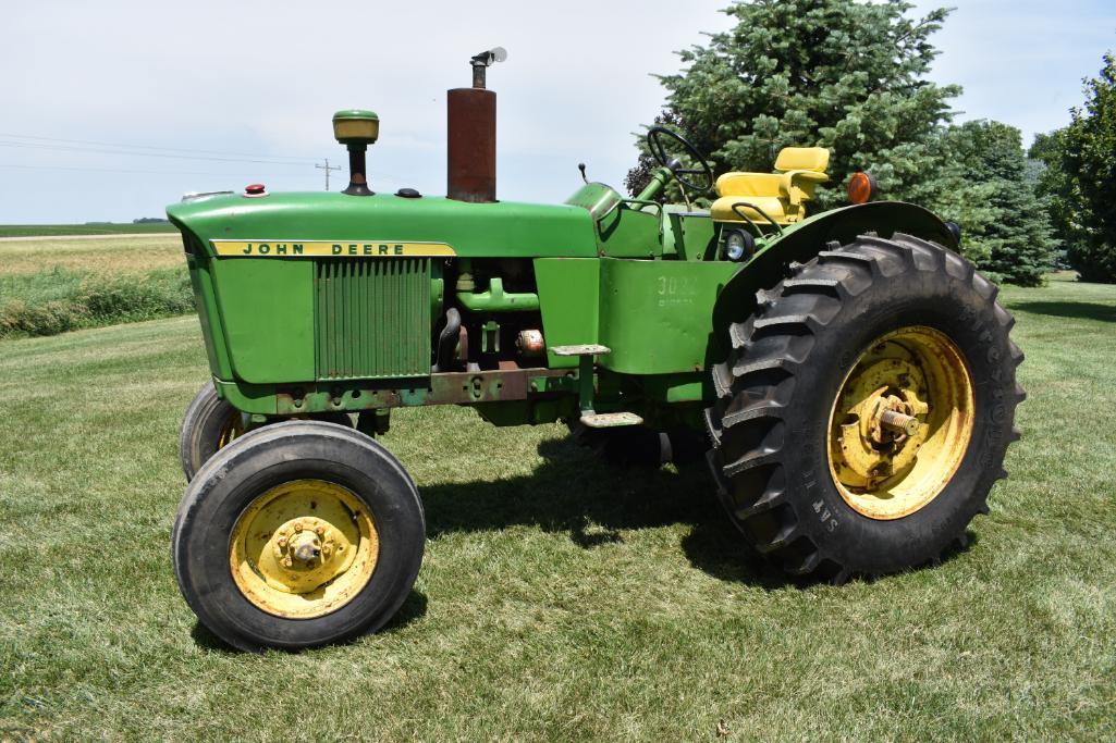 1972 John Deere 3020 2wd tractor