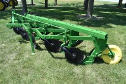 John Deere 3-pt. 5-bottom plow