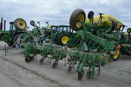 John Deere 856 8RW 3-pt. cultivator
