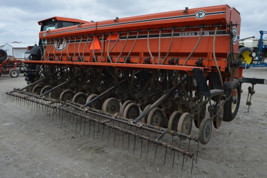 Tye 114-4360 Series V 15' grain drill