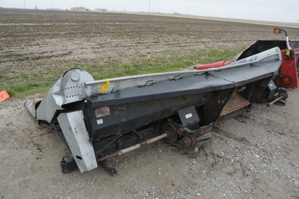 Gleaner 6 row 30" corn head