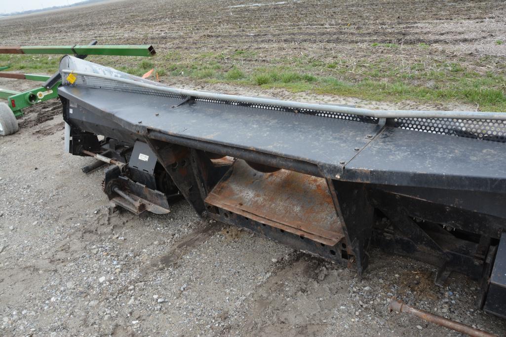 Gleaner 6 row 30" corn head