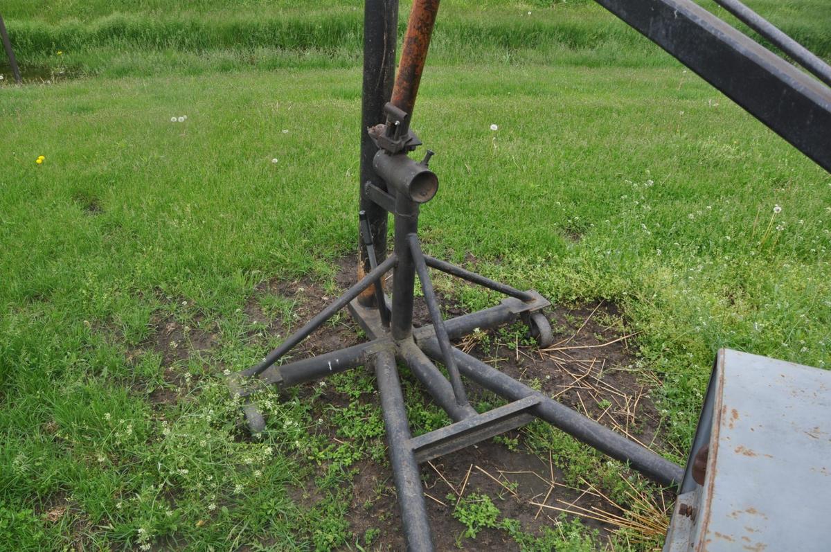 Shop built hyd. eng. hoist