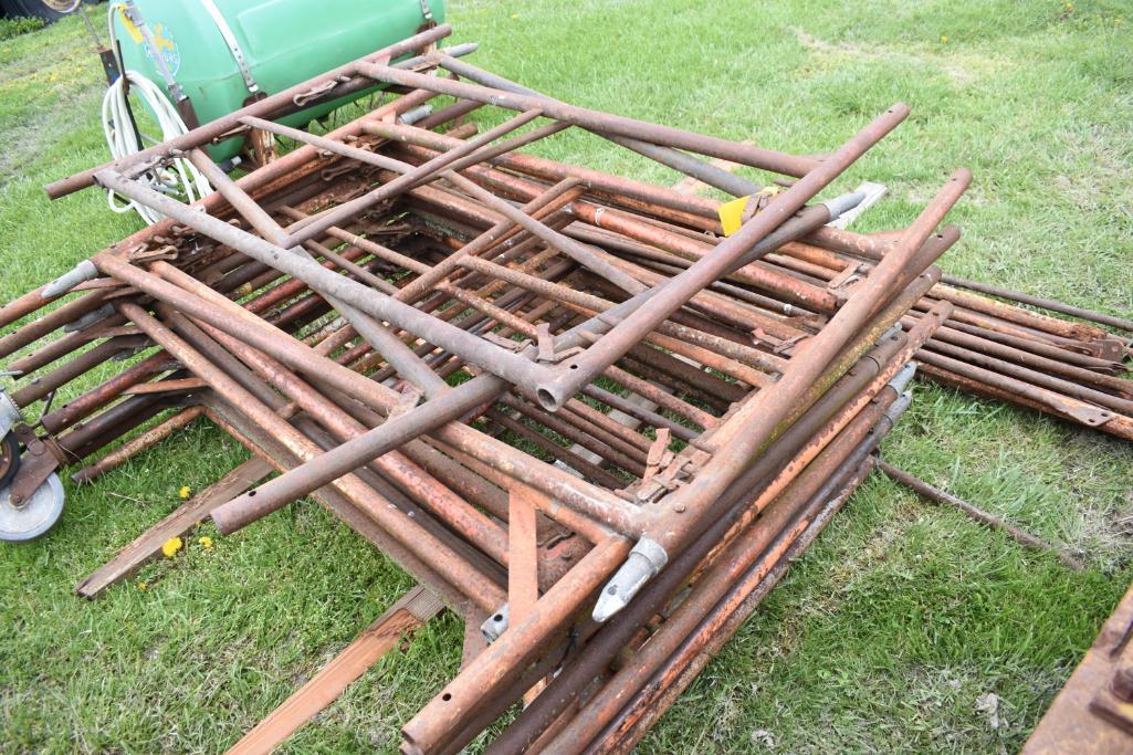 Scaffolding- 16 ends or 8 sections, one money w/photo'd braces and rollers