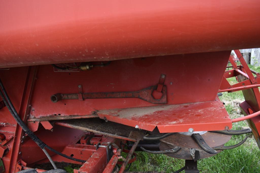 International 1460 2wd combine