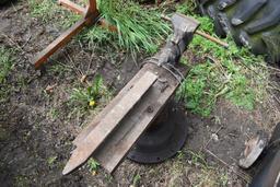 Post vise & homemade anvil on a stand