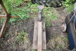 Post vise & homemade anvil on a stand