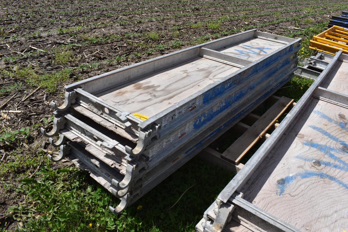 (4) 19"x7' aluminum scaffolding planks