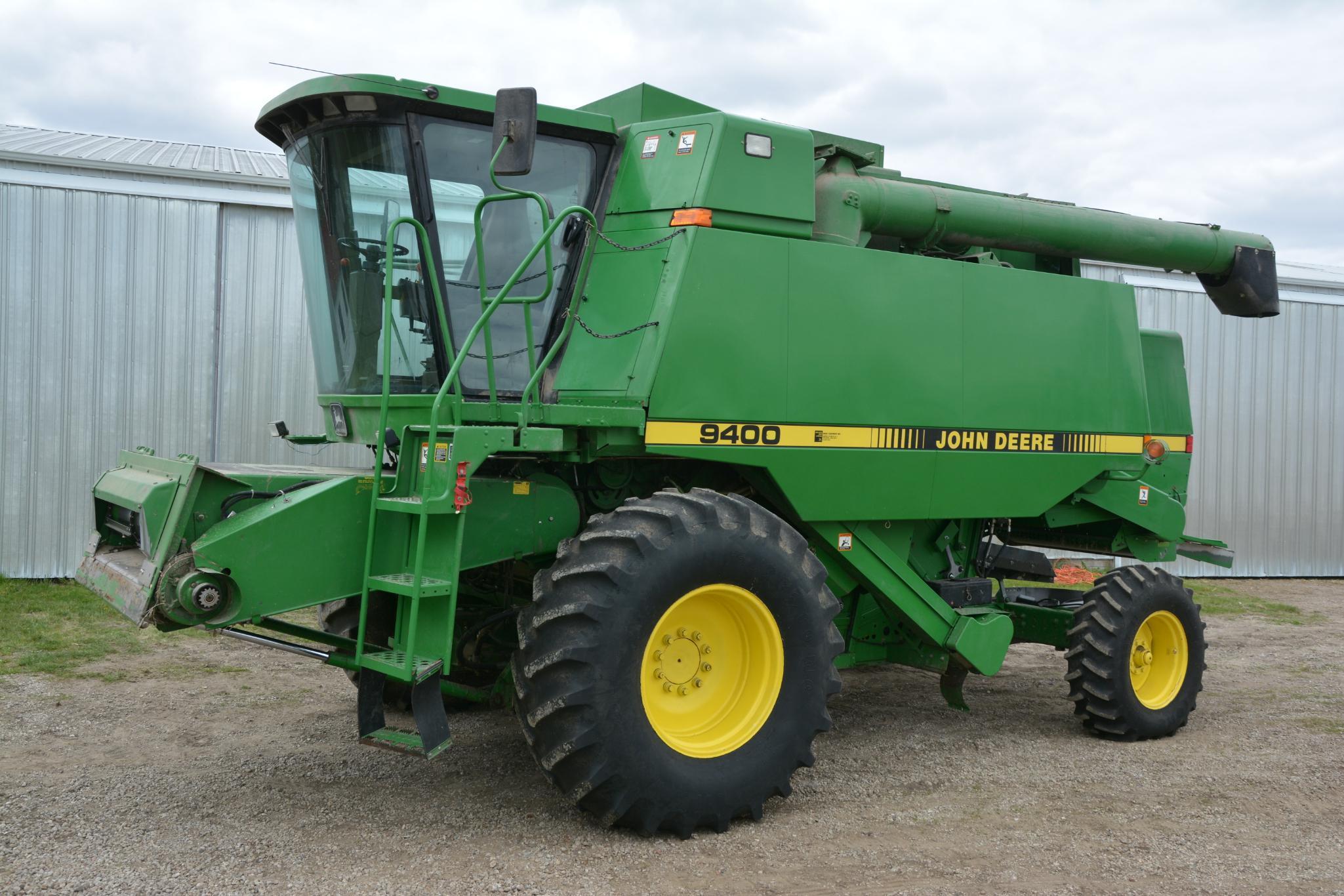 John Deere 9400 2wd combine