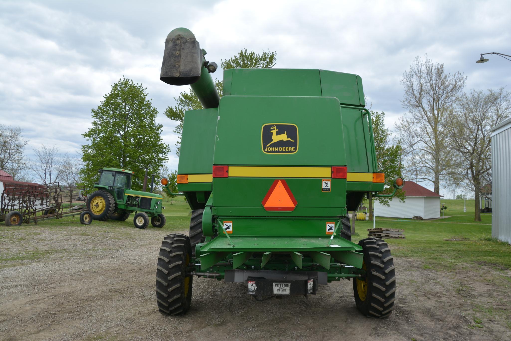 John Deere 9400 2wd combine
