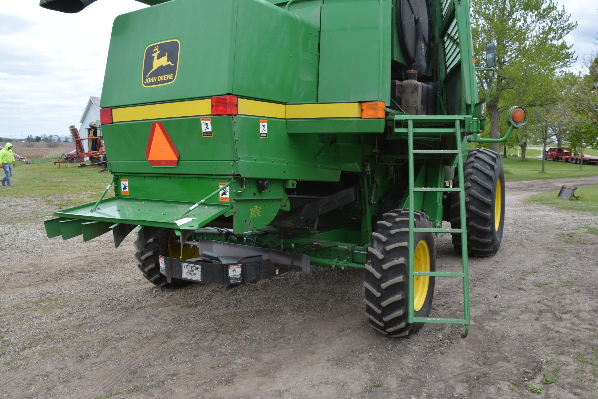 John Deere 9400 2wd combine