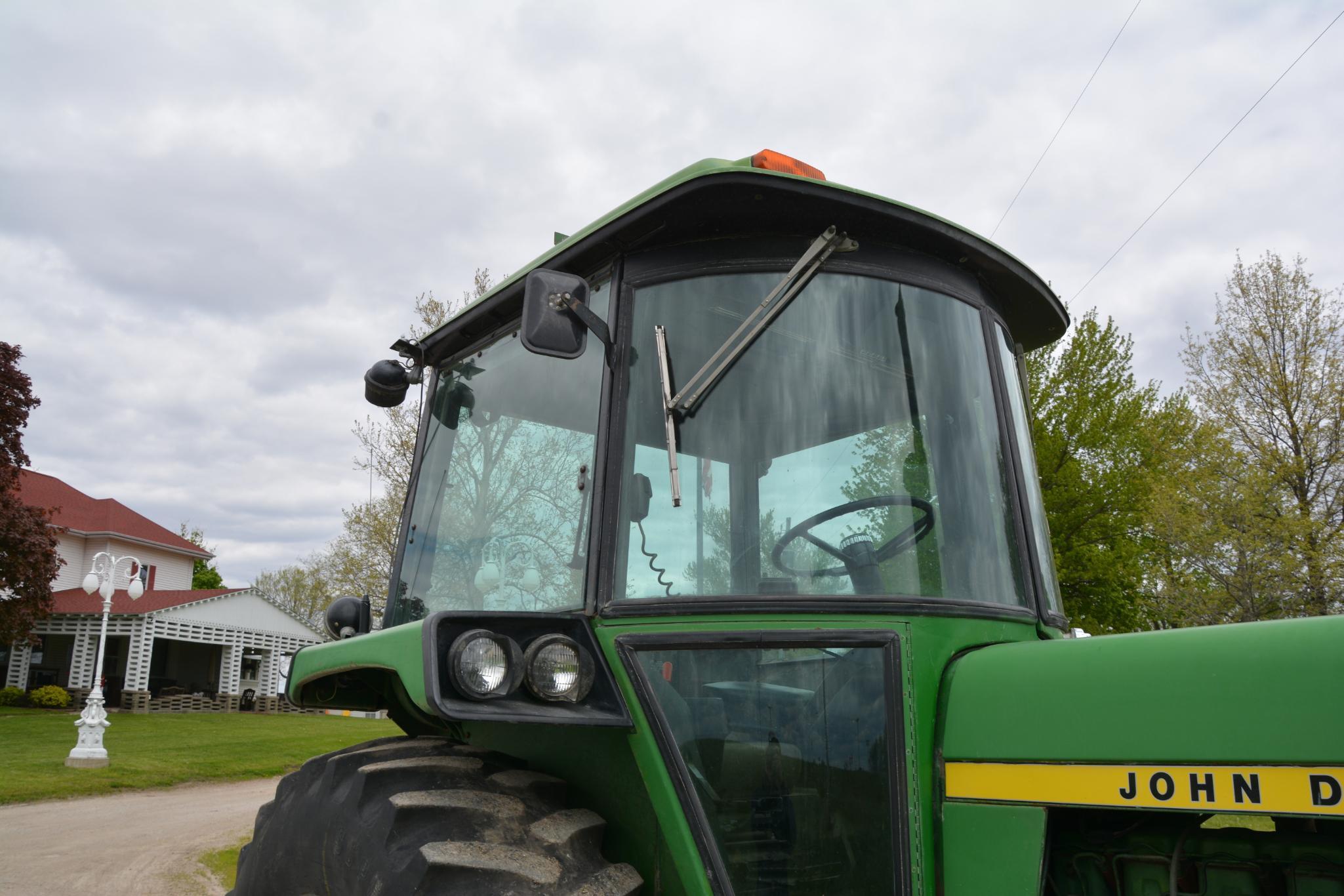 John Deere 4430 2wd tractor