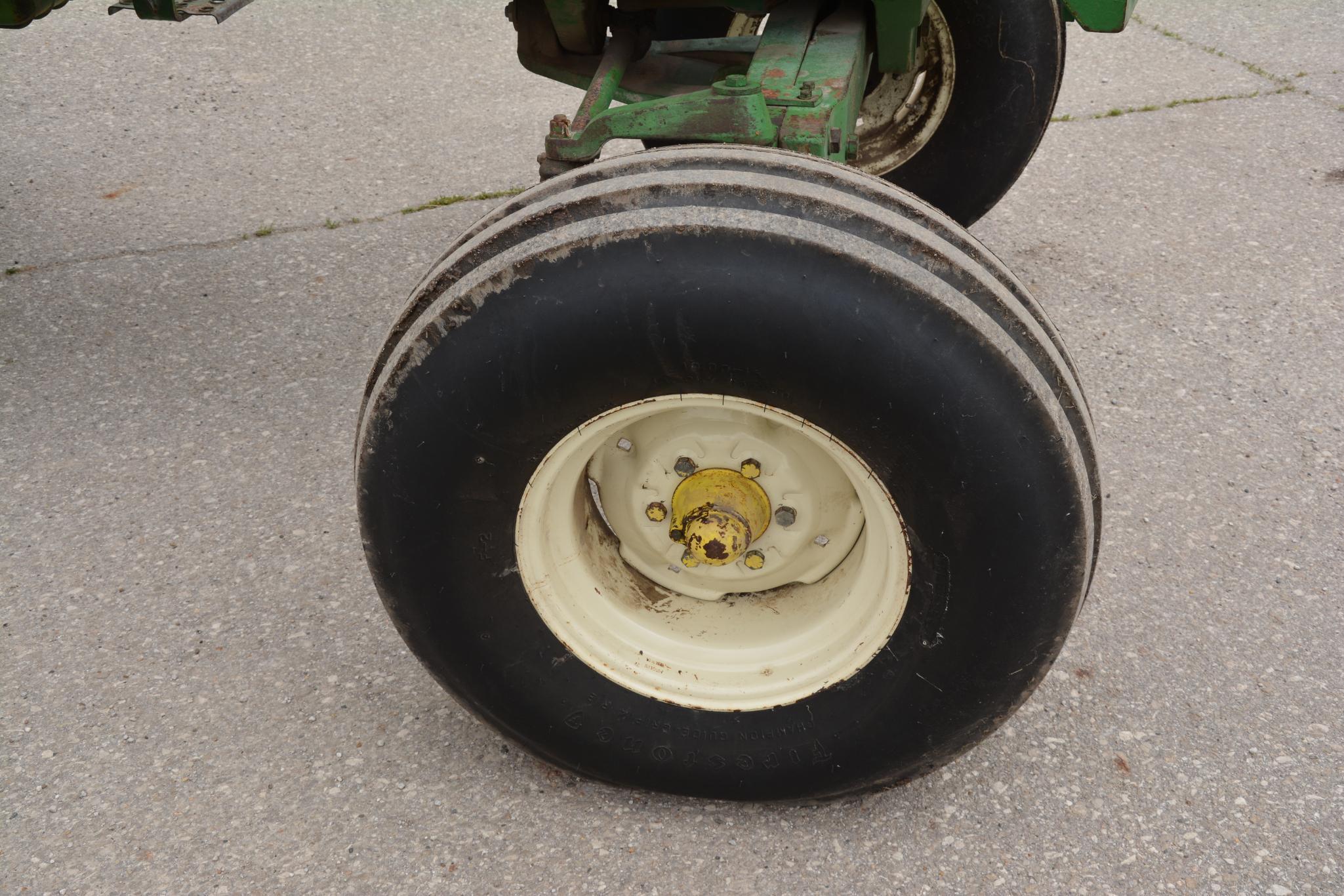 John Deere 4430 2wd tractor