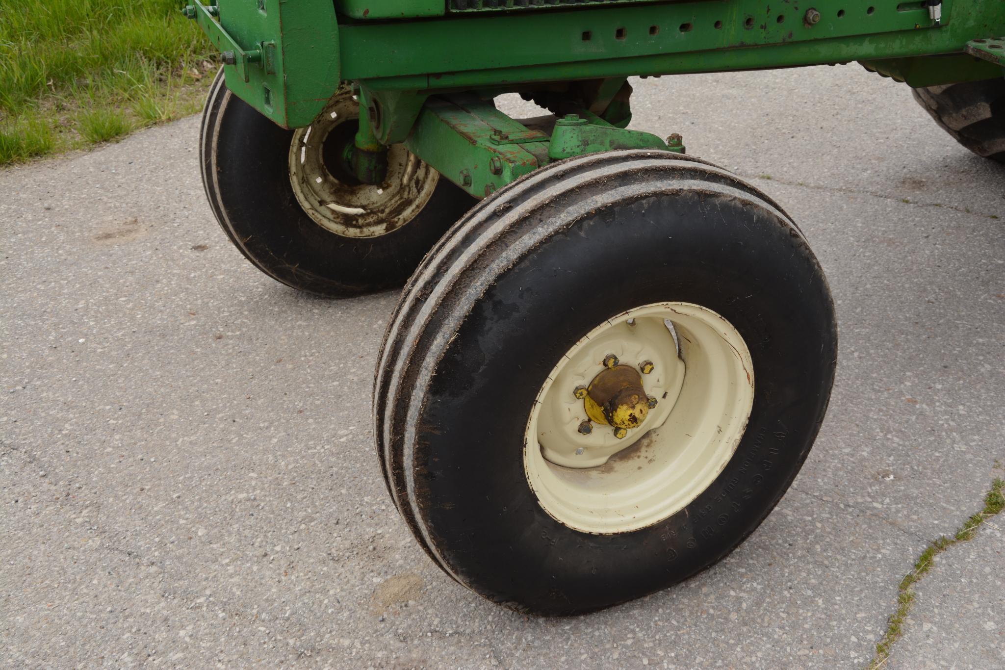 John Deere 4430 2wd tractor
