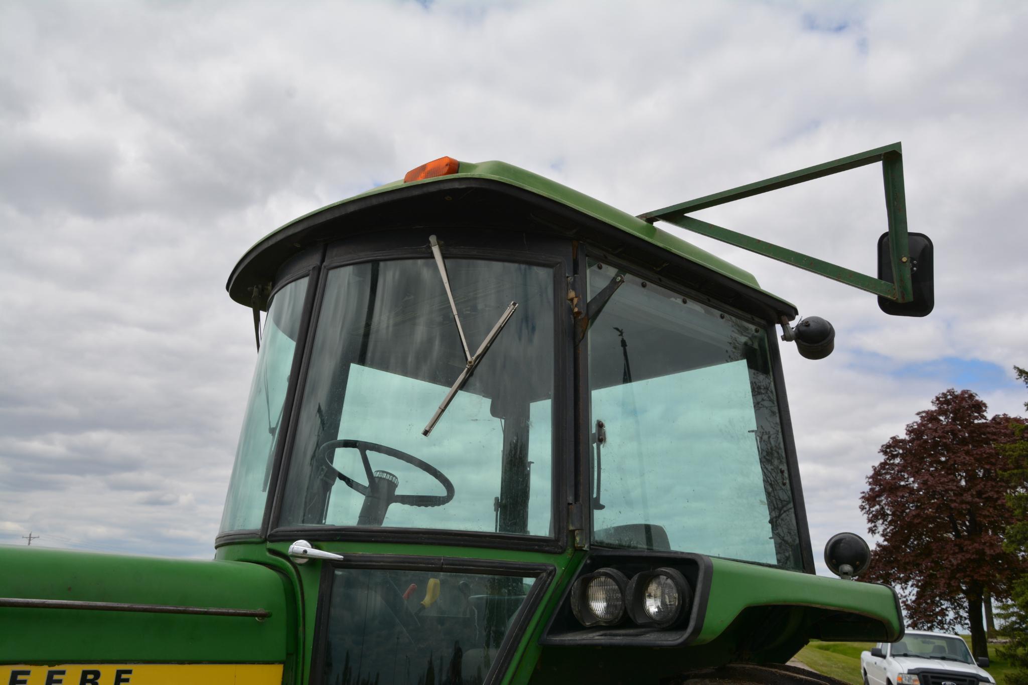 John Deere 4430 2wd tractor