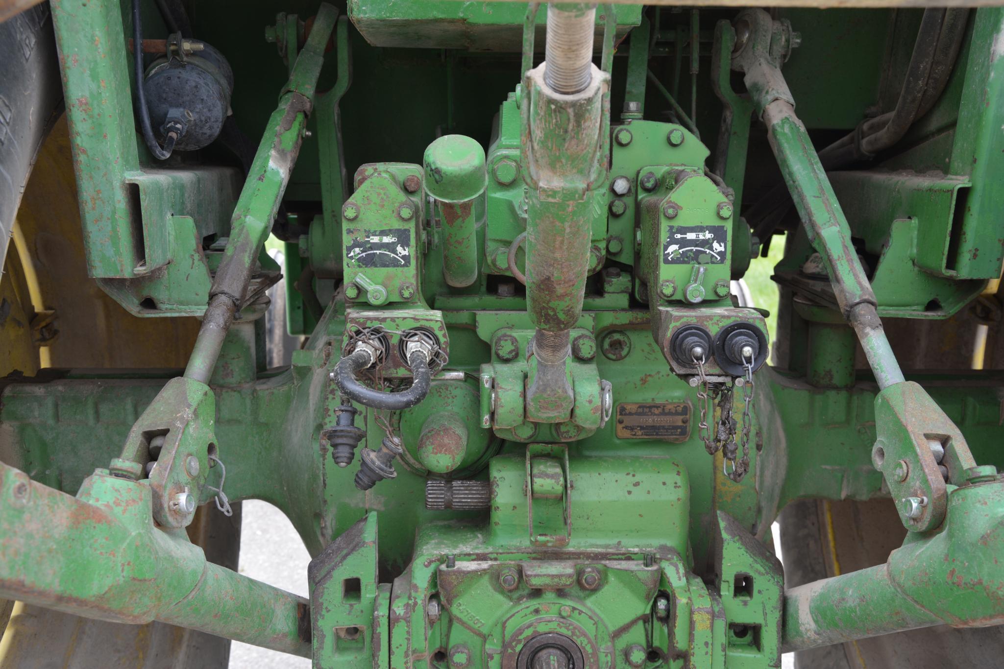 John Deere 4430 2wd tractor